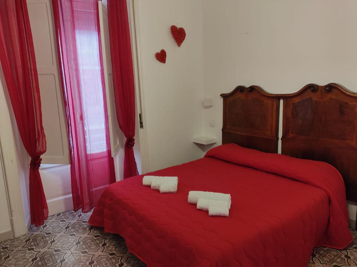 B&B Le Muse Crotone Bagian luar foto