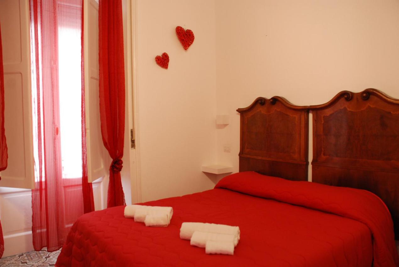 B&B Le Muse Crotone Bagian luar foto
