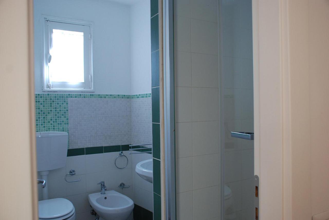 B&B Le Muse Crotone Bagian luar foto