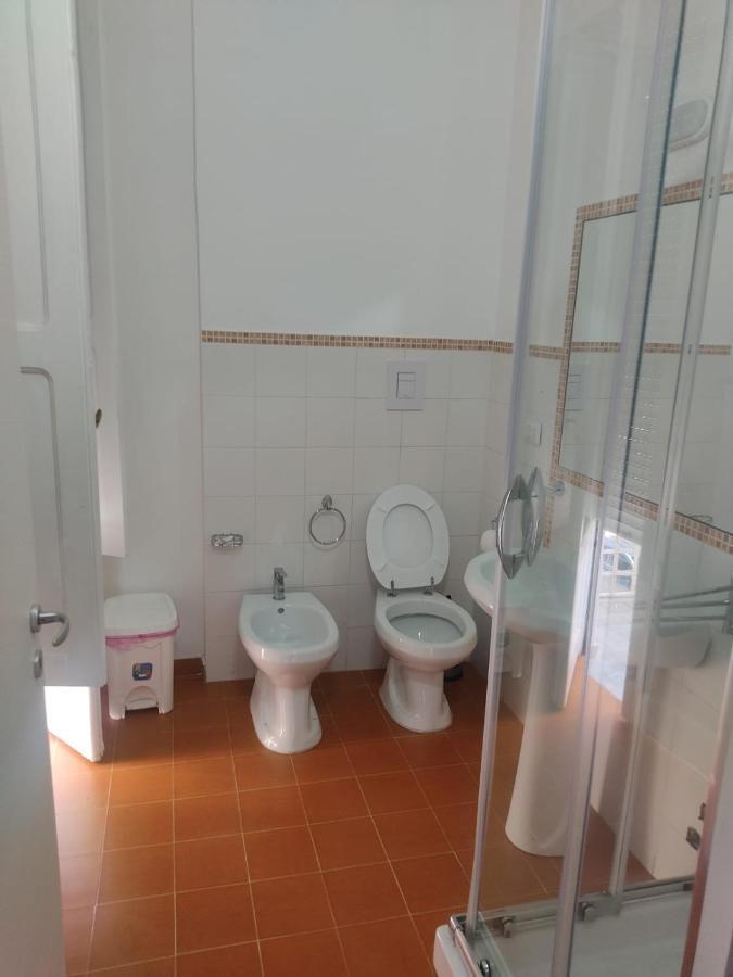 B&B Le Muse Crotone Bagian luar foto
